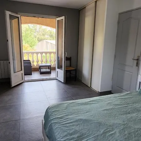 Privees Dans Des Lauriers Quarto em Acomodações Particulares *